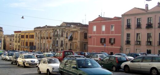 Италия